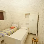 Trulli Petra Chiara 住宿加早餐酒店 3*
