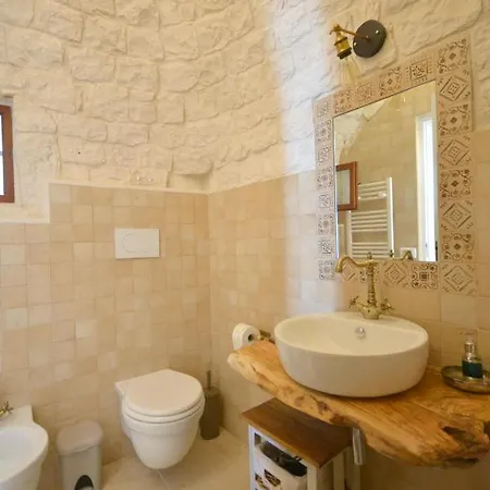 Trulli Petra Chiara 3*