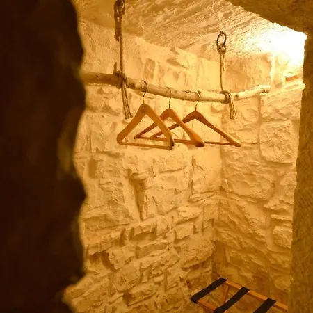 Trulli Petra Chiara 3* 洛科罗通多