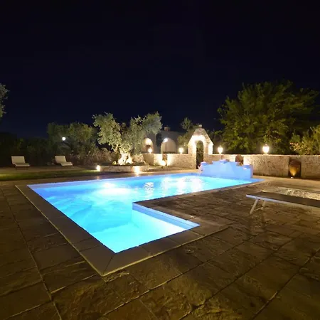 Trulli Petra Chiara Locorotondo