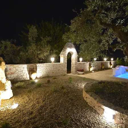 Trulli Petra Chiara 3*