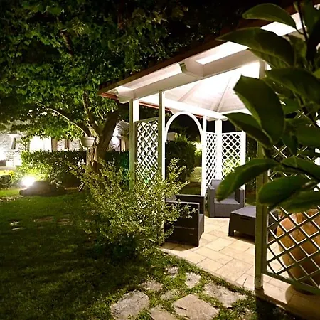 Trulli Petra Chiara Bed & Breakfast Locorotondo