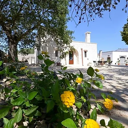 Trulli Petra Chiara Bed & Breakfast 3*