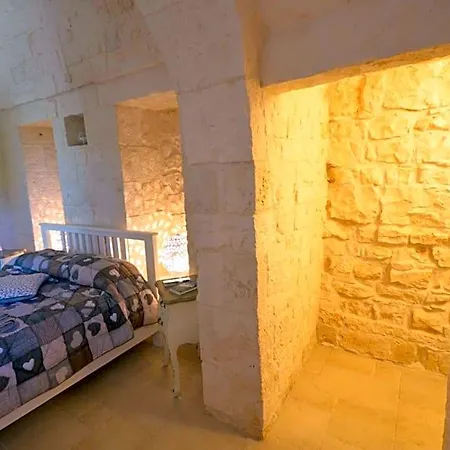Trulli Petra Chiara Locorotondo