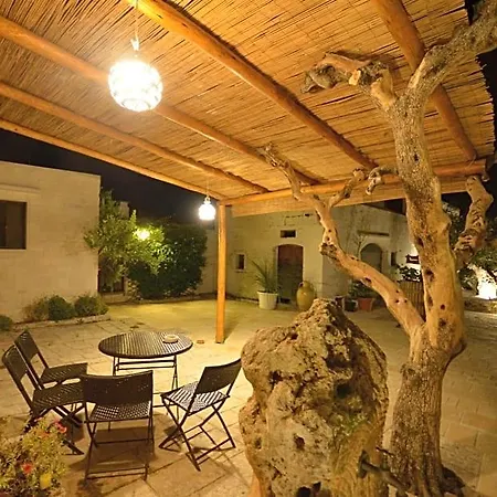 Trulli Petra Chiara Locorotondo
