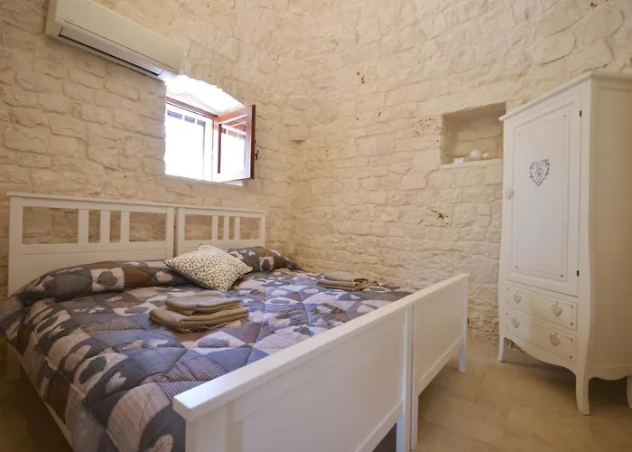 Trulli Petra Chiara 3* Locorotondo