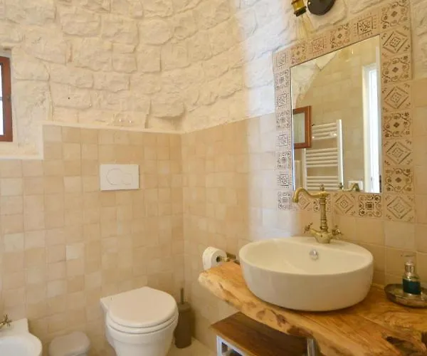 Trulli Petra Chiara 3*