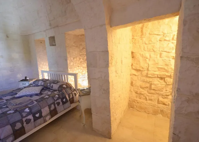 Trulli Petra Chiara 3* Locorotondo